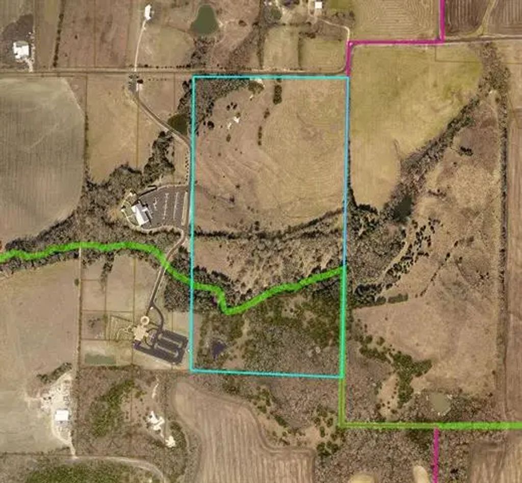 County Road 222, Van Alstyne