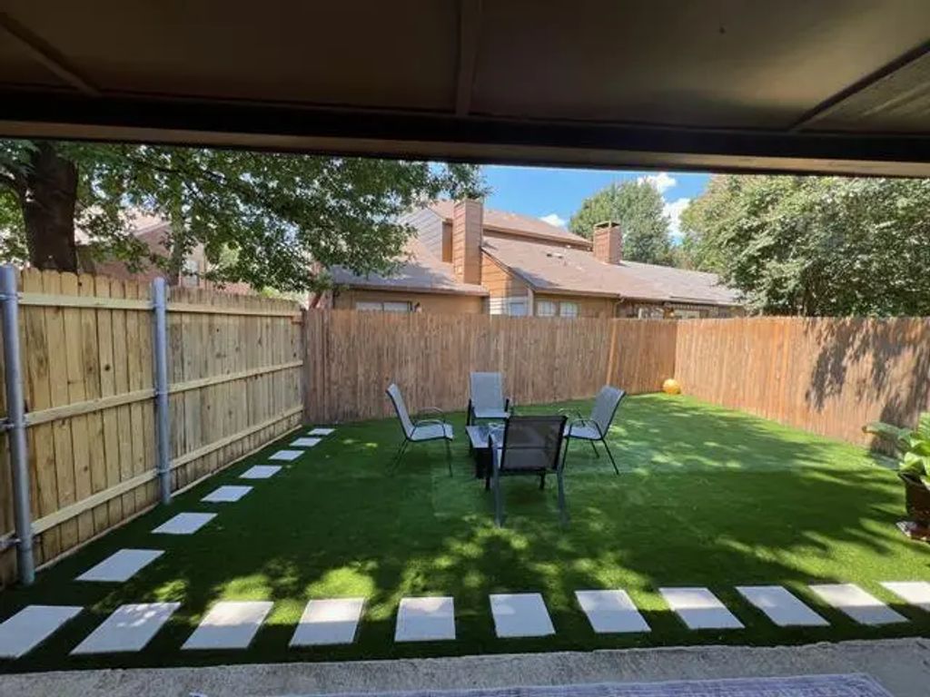 1605 Brentwood Drive, Irving