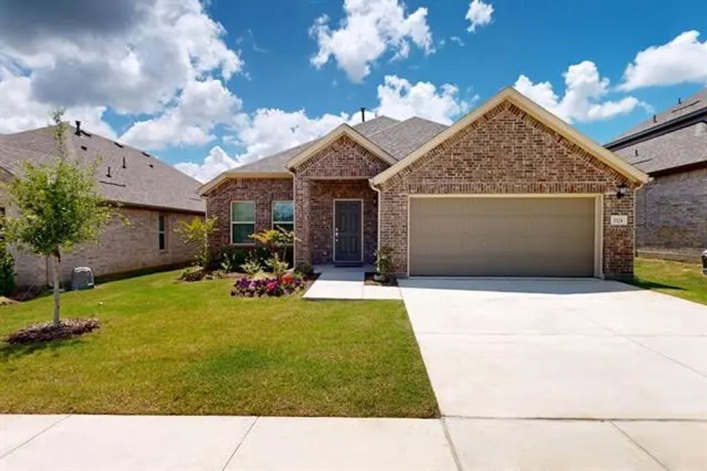 3324 Goshawk Drive, Denton