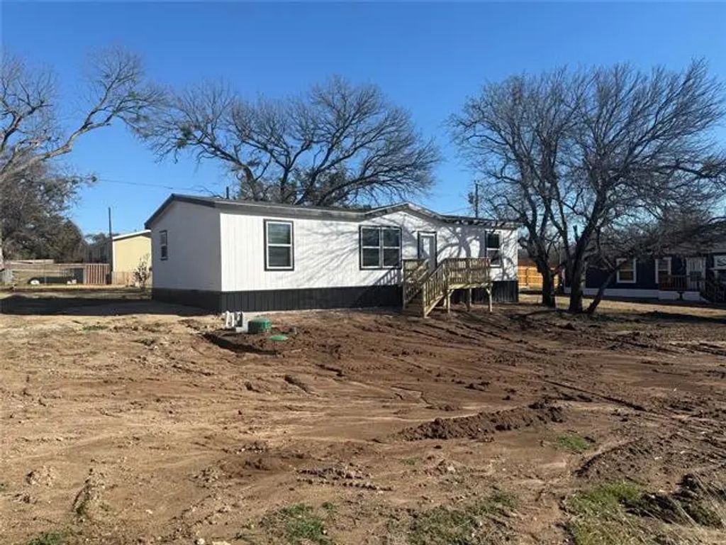 3501 Lake Granbury Drive, Granbury