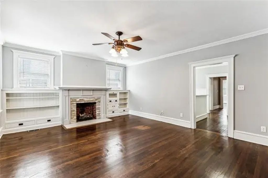 2200 College Avenue 101, Fort Worth