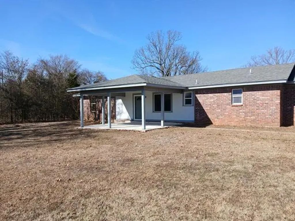 19088 Us Hwy 82, Avery