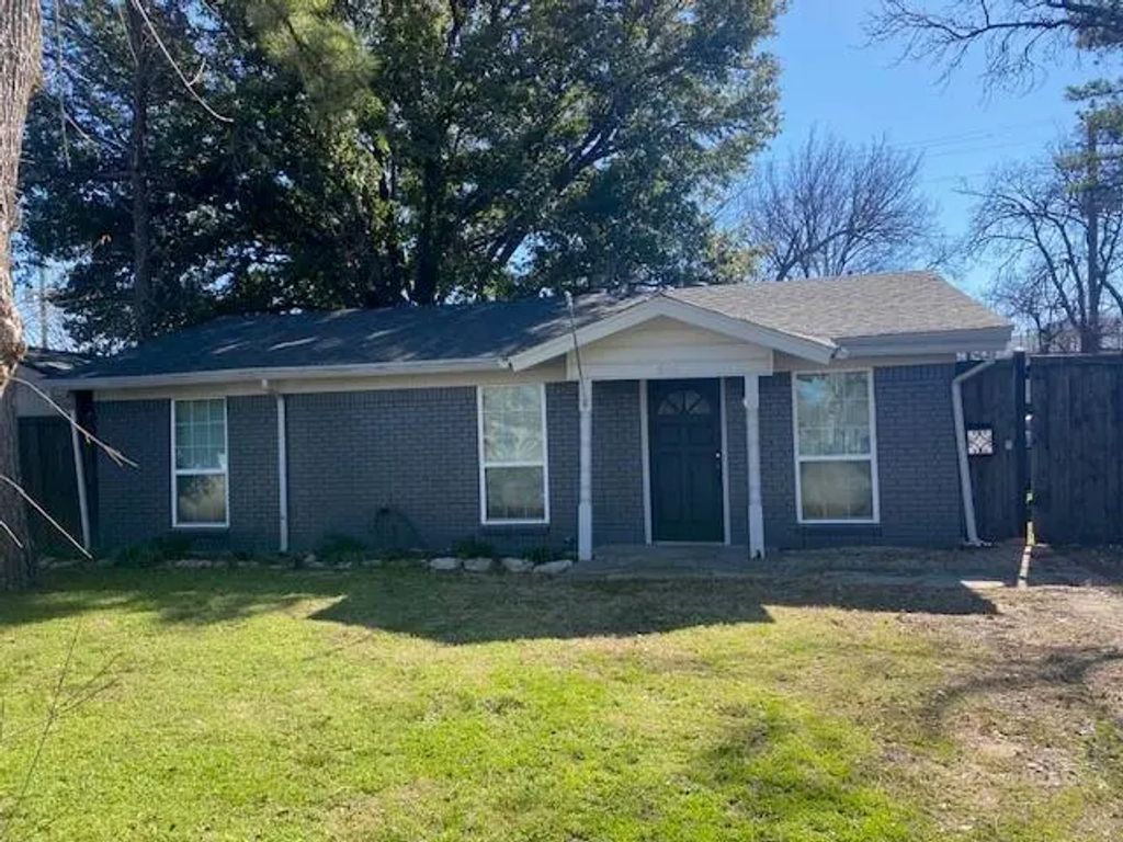 406 S Park Street, Little Elm