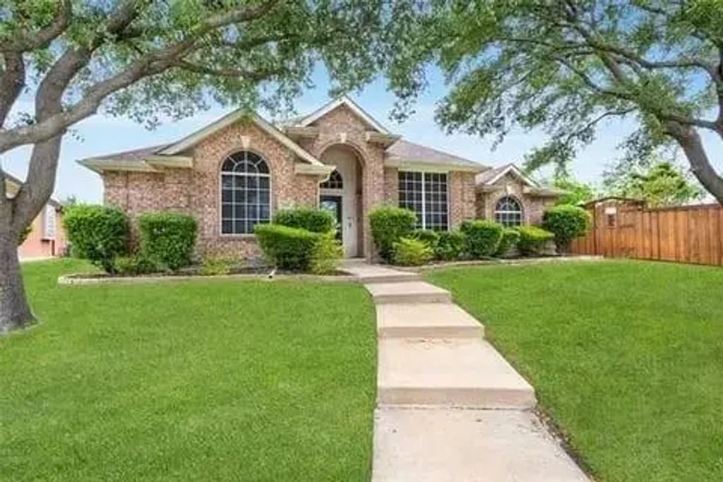3941 Willow Bend Drive, The Colony