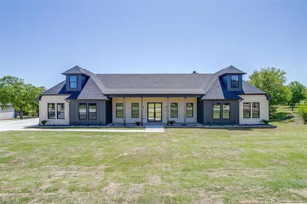 269 Sugartree Circle, Lipan