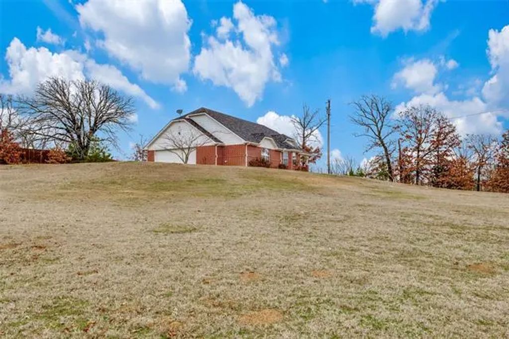 32 Brink Drive, Denison
