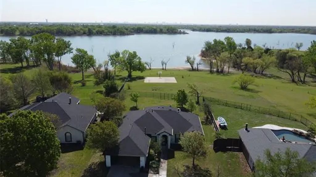 332 Hardwicke Lane, Little Elm