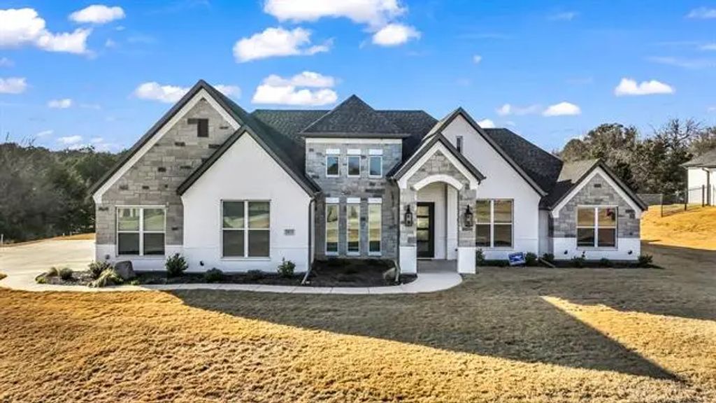 1825 Oak Bend Trail, Weatherford
