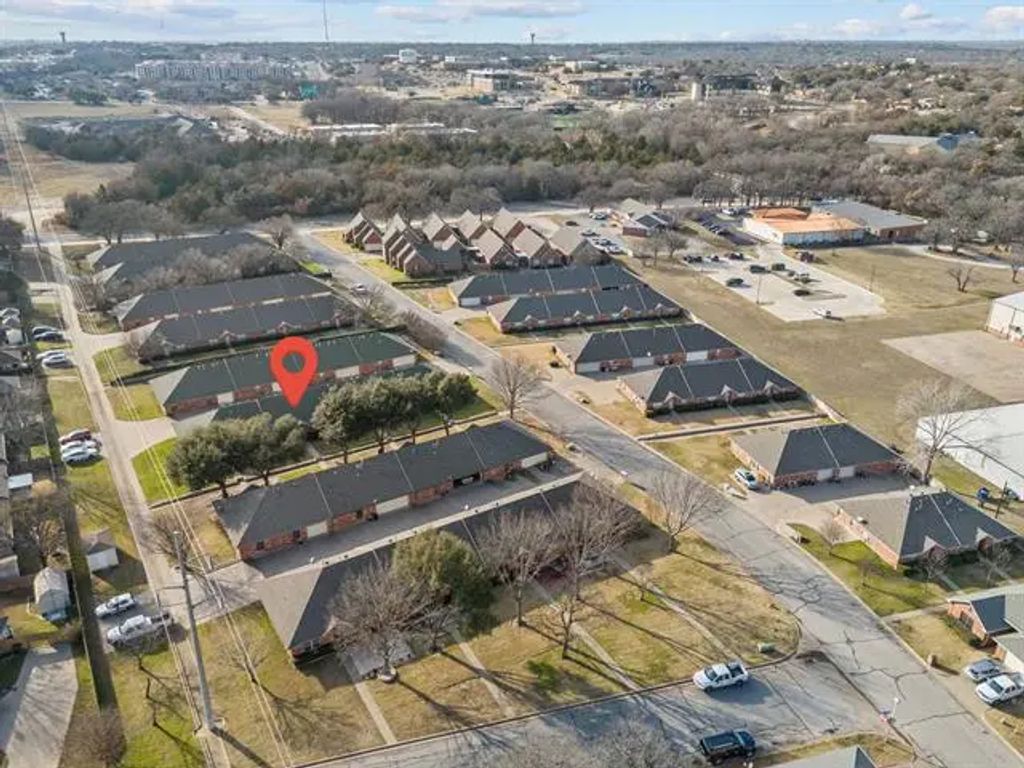 938 Austin Court, Weatherford