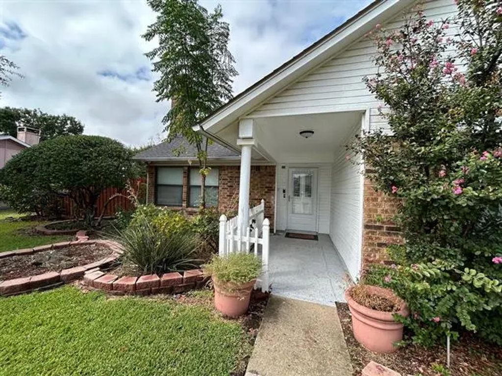4001 Blacksmith Drive, Garland