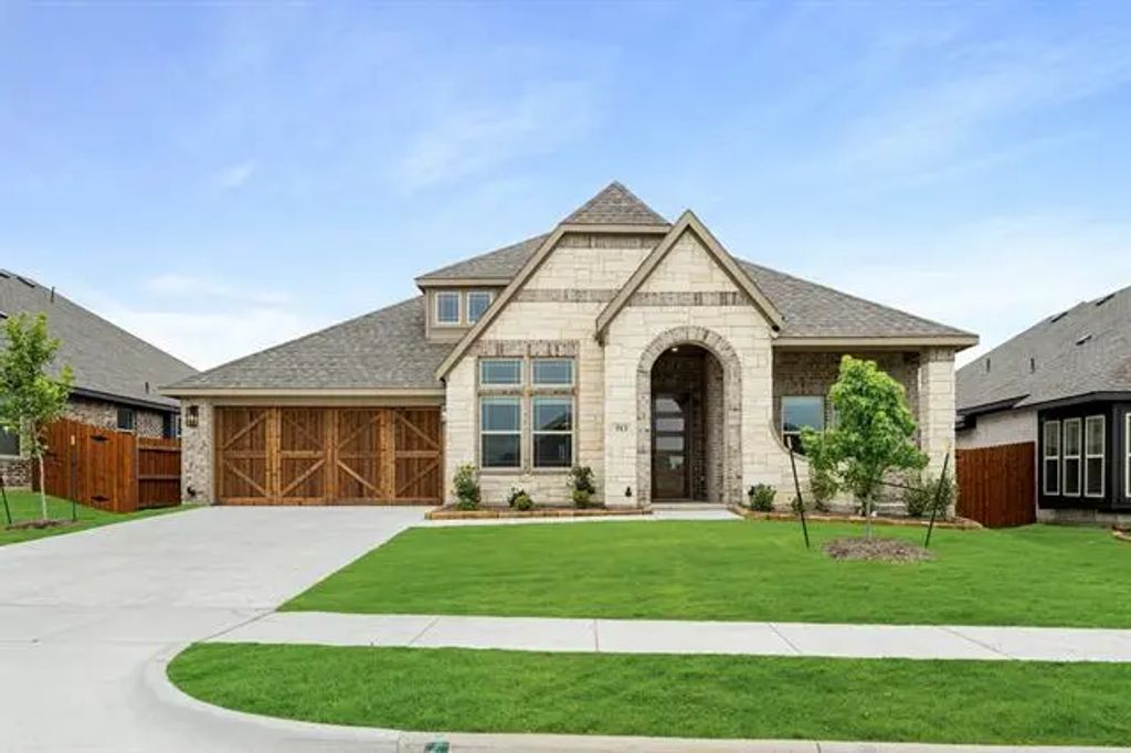 513 Sanctuary Drive, Waxahachie
