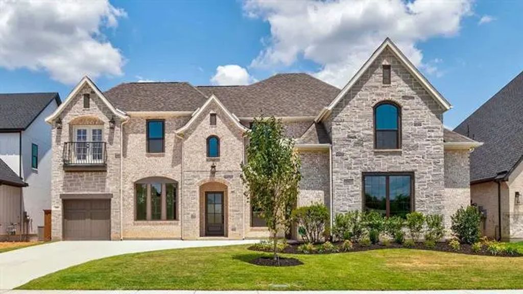 705 Corsair Court, Hurst