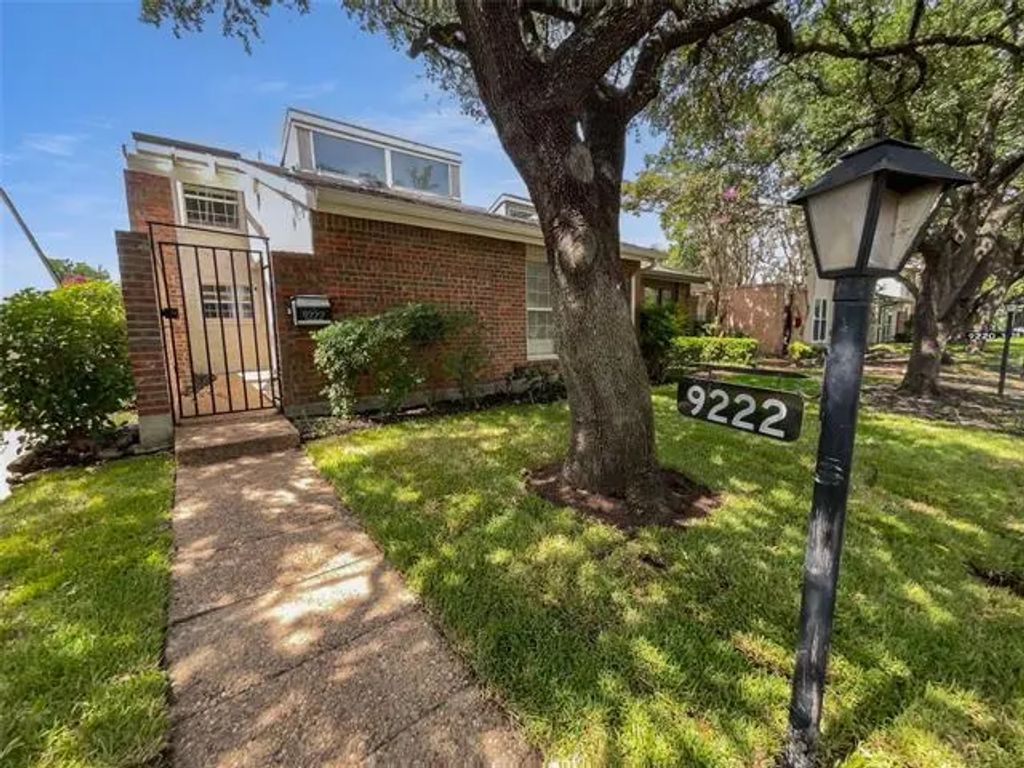 9222 Flickering Shadow Drive, Dallas