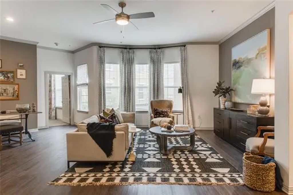4201 Lomo Alto Drive 206, Highland Park