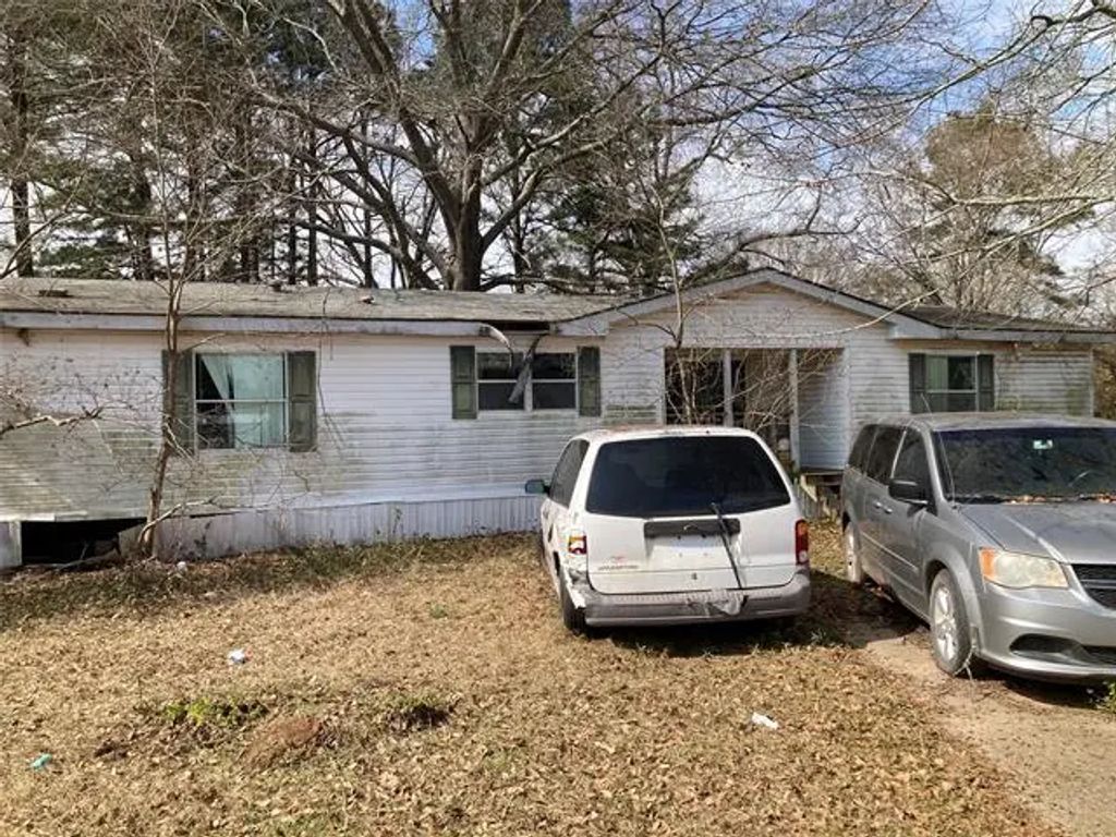 100 Maplewood Drive, Haughton