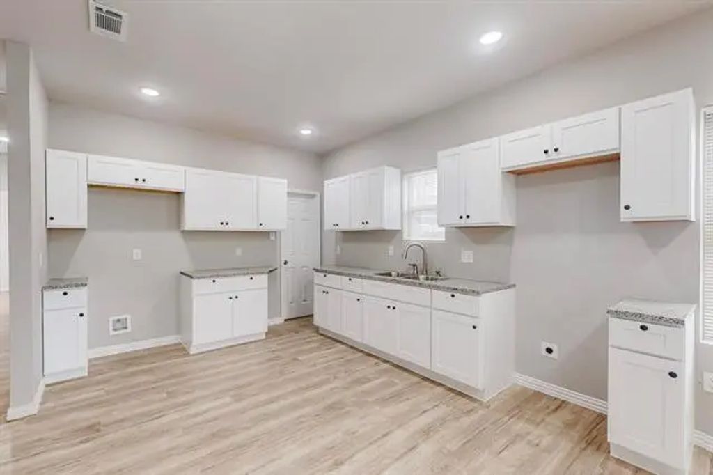 10323 Tamworth Drive, Dallas