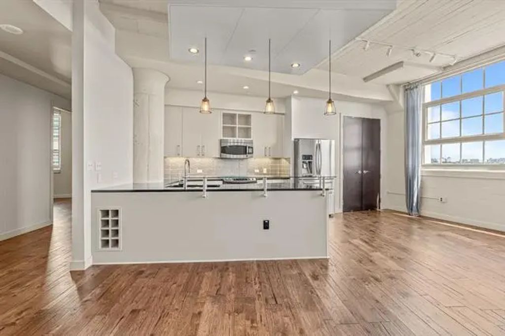 2600 W 7th Street 1619, Fort Worth