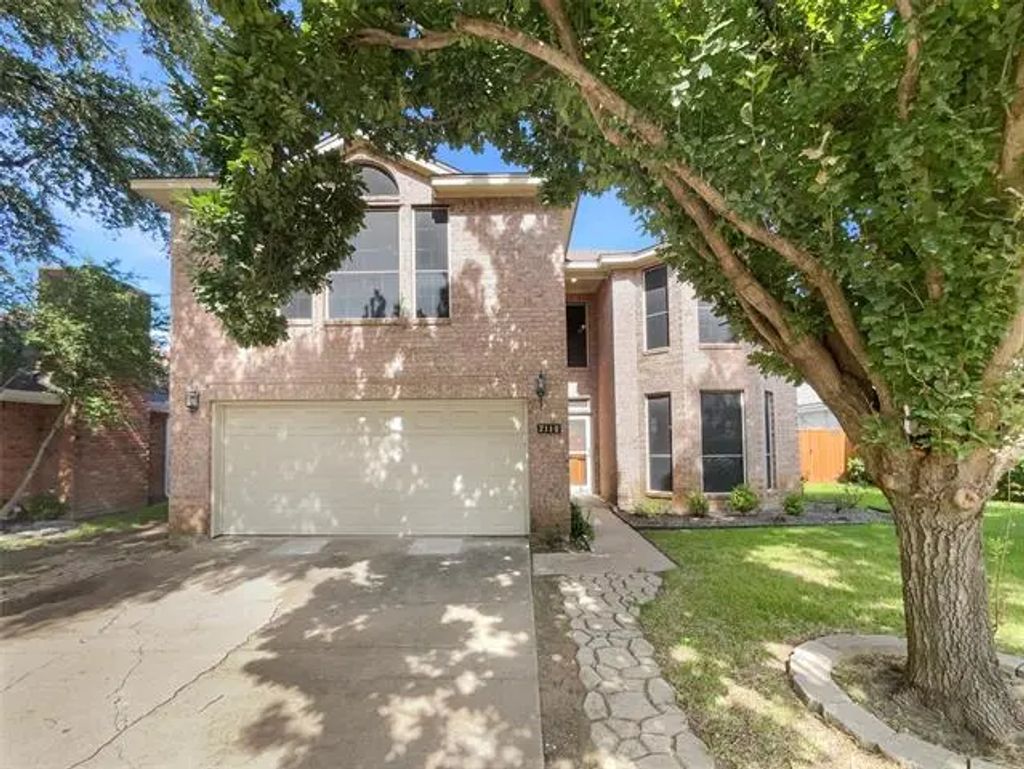 2116 Wentworth Drive, Flower Mound