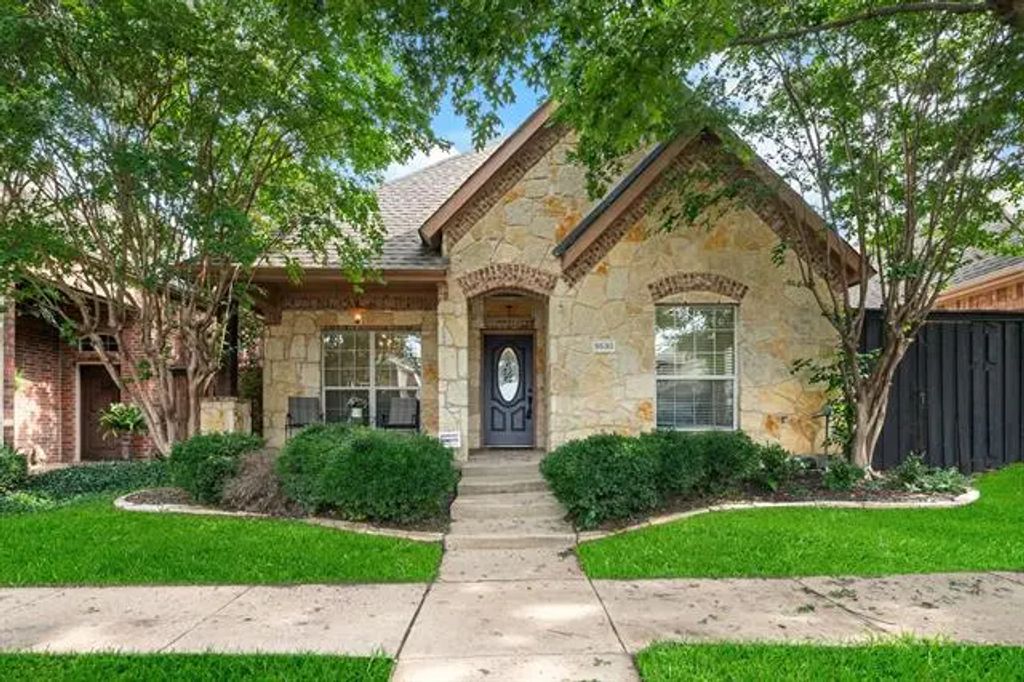 9530 Park Garden Drive, Frisco