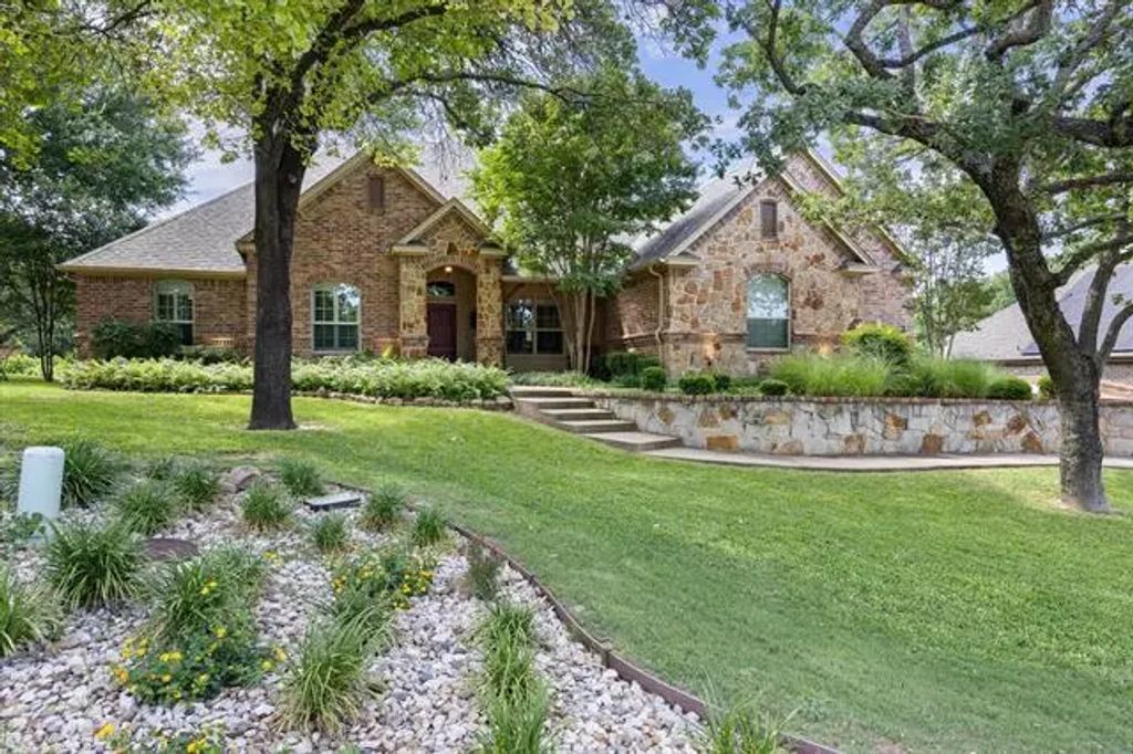 9706 Whitney Court, Granbury