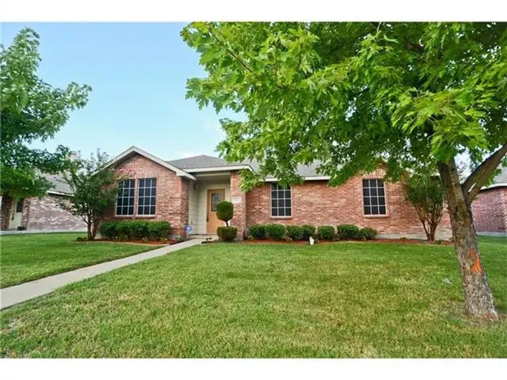 3008 Lake Vista Drive, Wylie