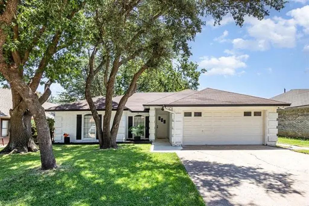 6503 Tempest Drive, Arlington