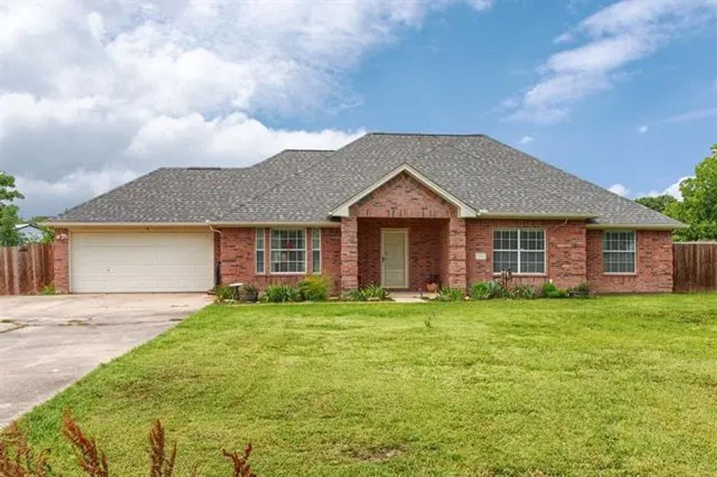 500 Meadow Drive, Lowry Crossing