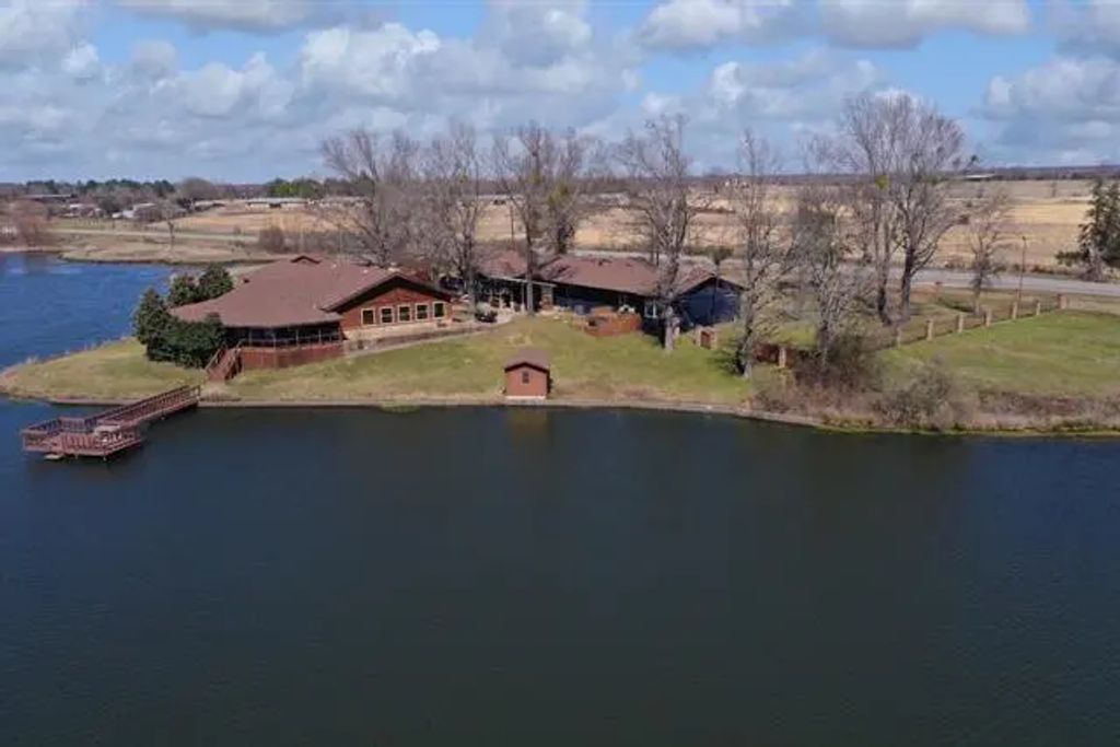 3340 Fm 314, Ben Wheeler