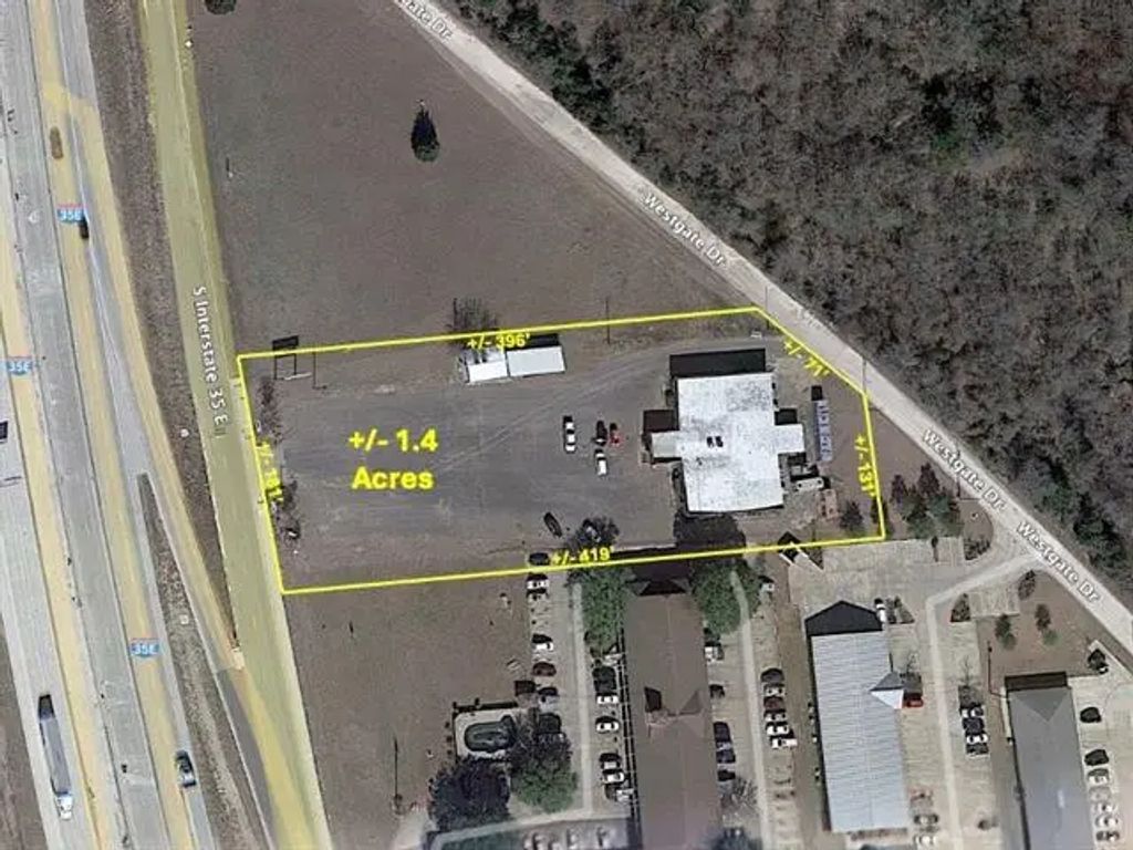 701 I-35e N, Waxahachie