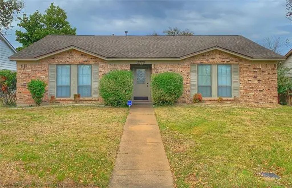 2779 Hollandale Lane, Farmers Branch
