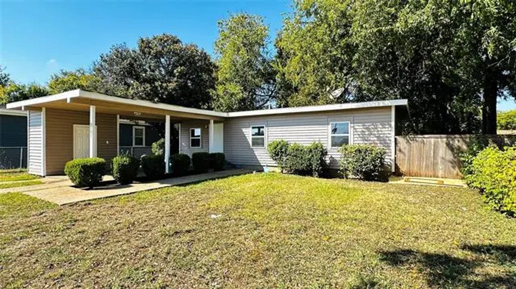 3151 E Ledbetter Drive, Dallas