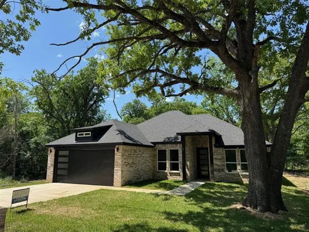 115 Driftwood Drive, Trinidad