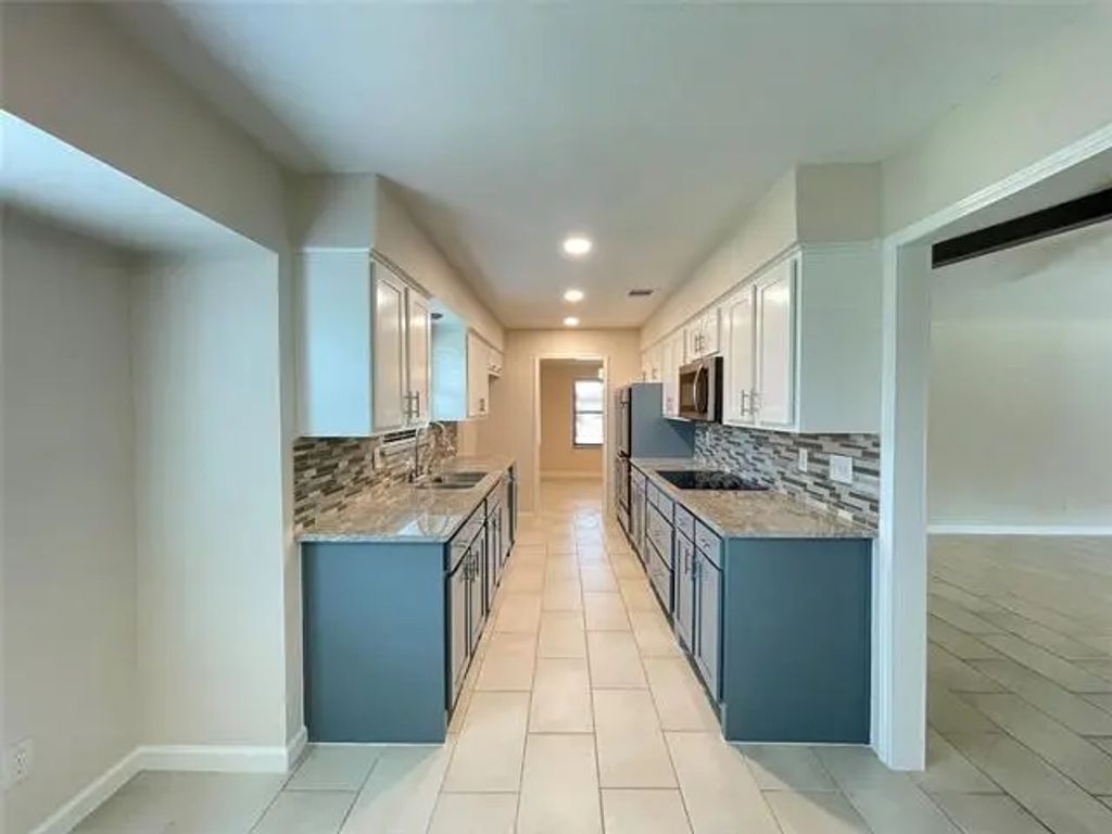 524 Davis Drive, DeSoto