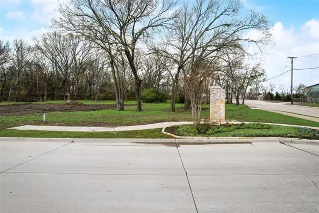 887 Park Place Boulevard, Rockwall