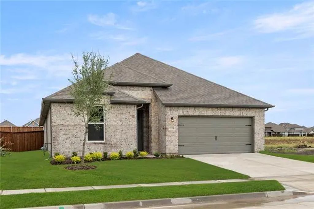 2324 Leighton Top Road, Royse City