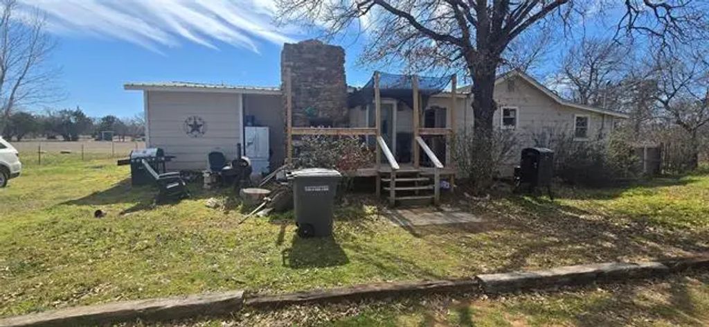 511 Hide Away Lane, Weatherford