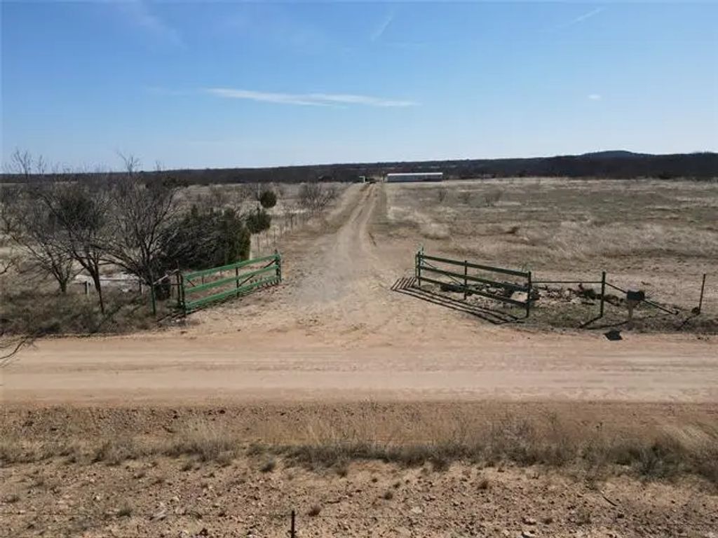 5953 County Road 108, Santa Anna