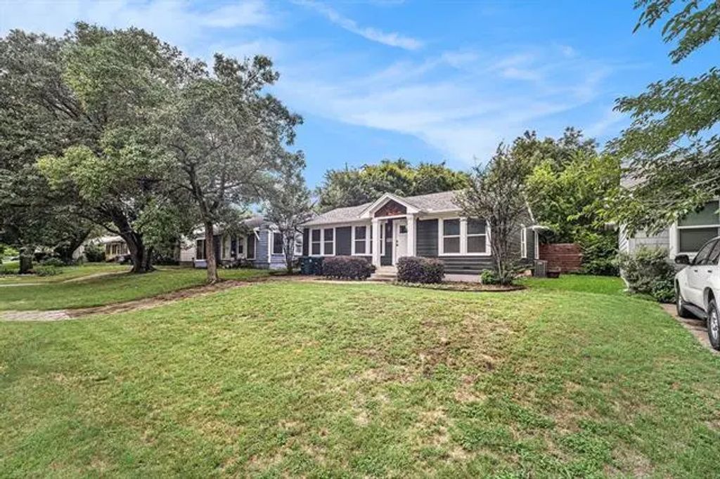 4312 Diaz Avenue, Fort Worth