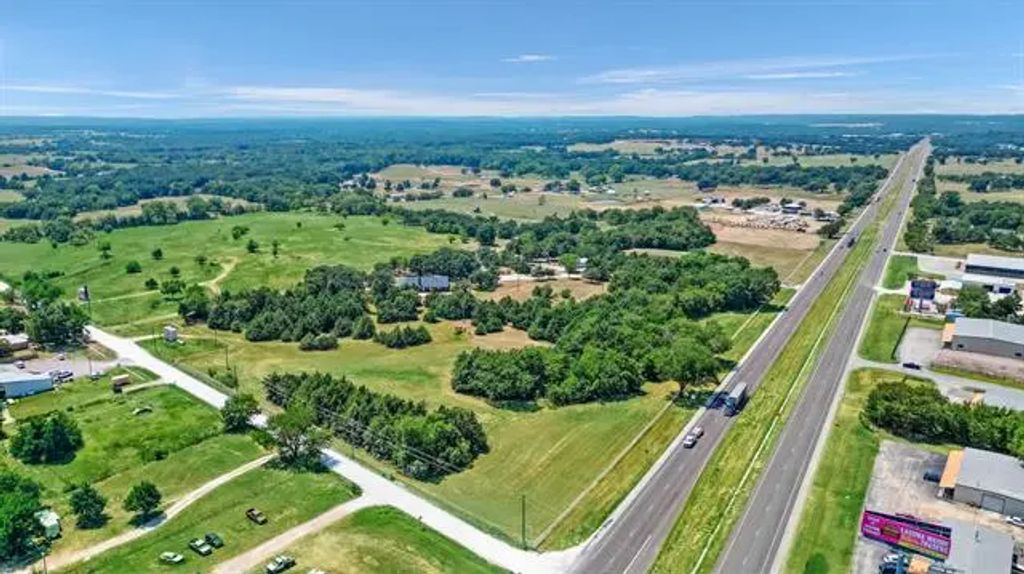 12854 E Us Highway 82, Whitesboro