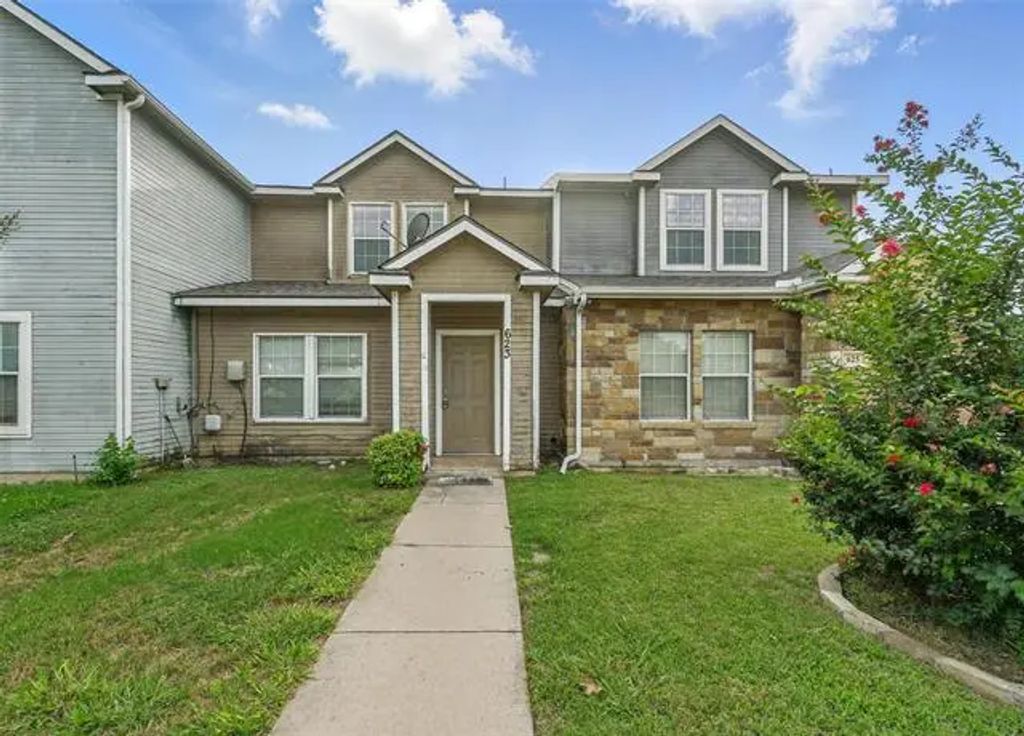 623 W Union Bower Road, Irving