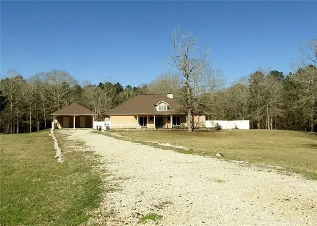 1430 State Highway 87 S, Hemphill