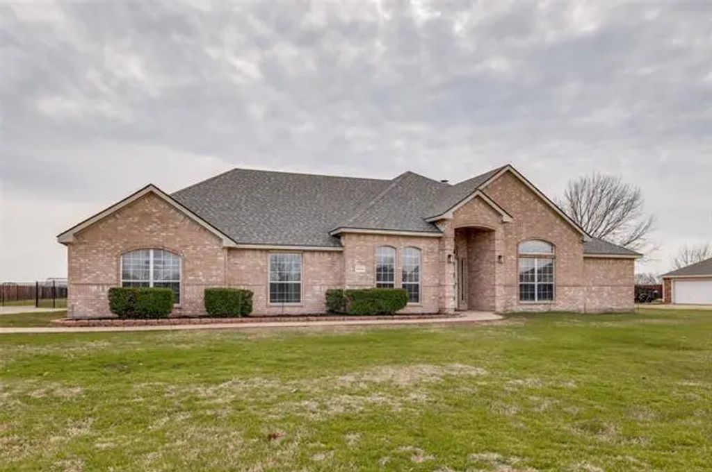 8934 Colonial Drive, Crandall