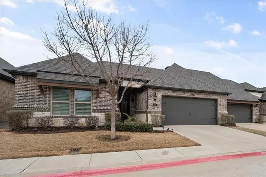 2107 Ladera Way 2107, Mansfield