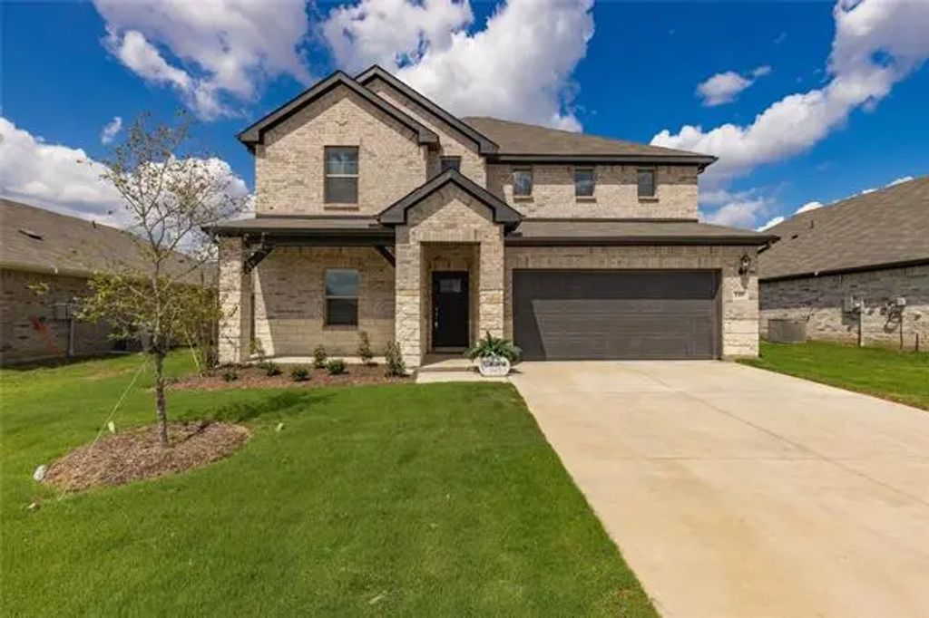 140 Arcane Street, Greenville