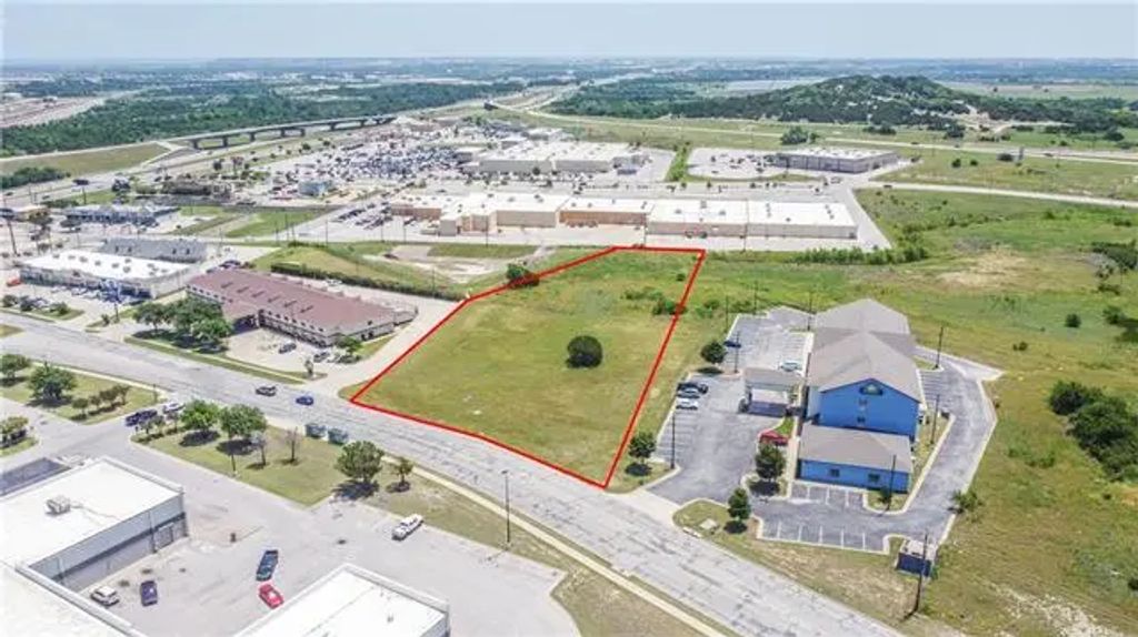 325 Constitution Drive, Copperas Cove