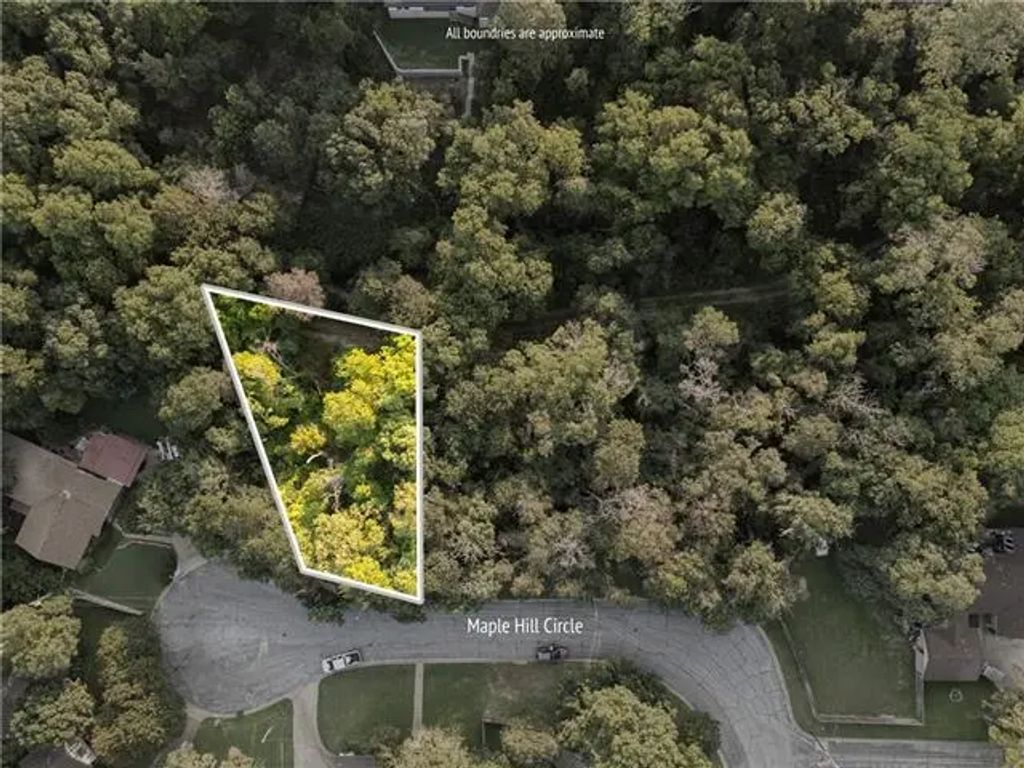2906 Maple Hill Circle, Waco