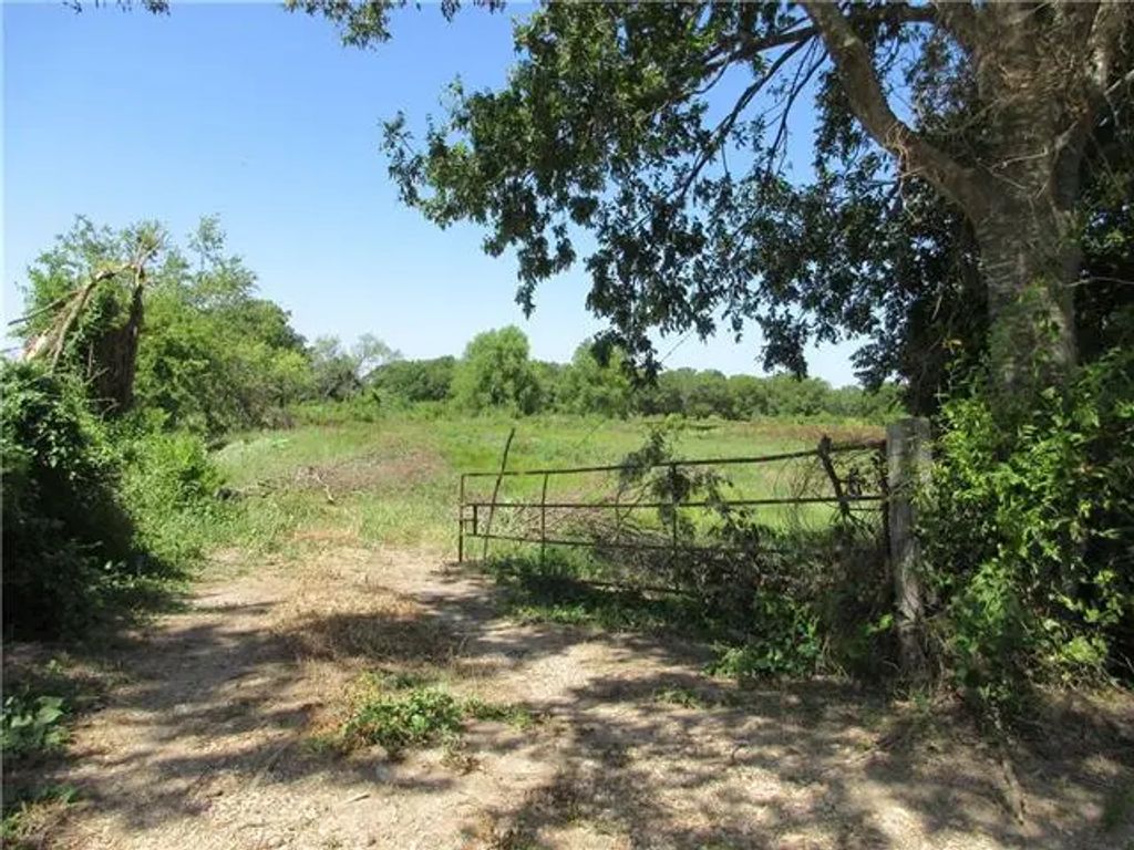 Cr 129 Road, Marlin