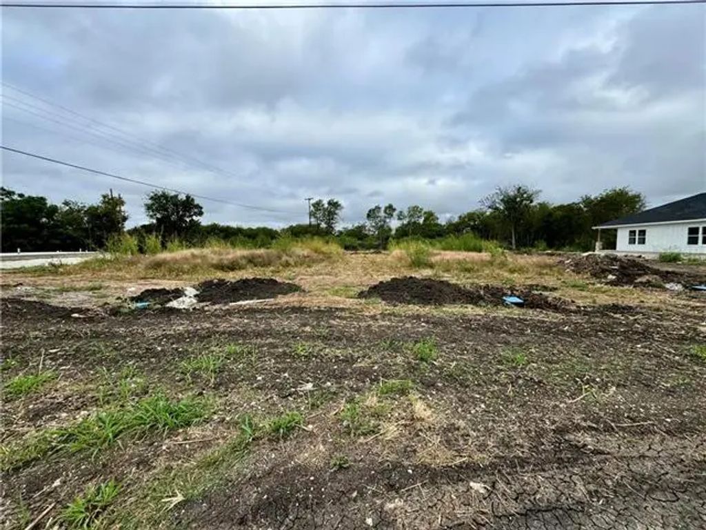 Lot 3 - 140 Ave B, Moody
