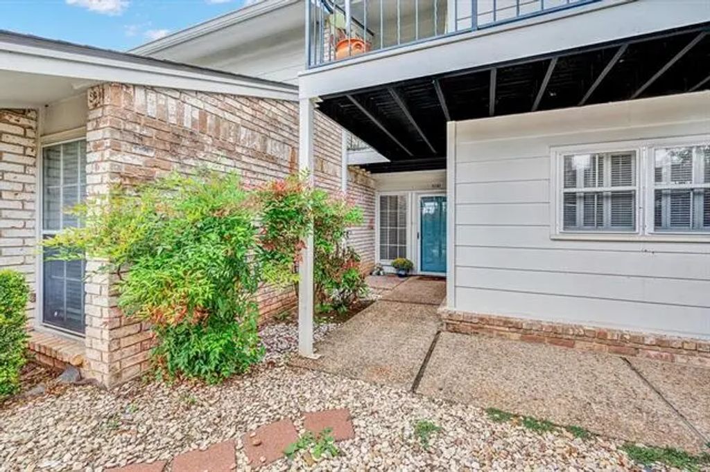 2903 Lake Shore Drive 301, Waco