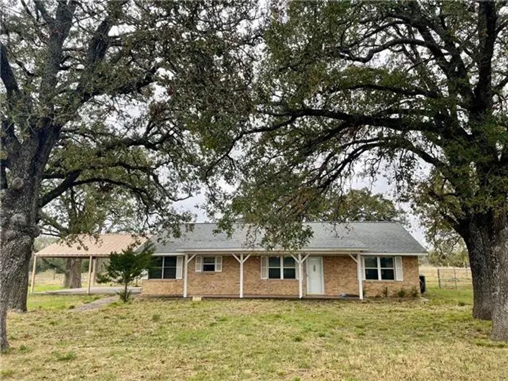 7608 N Hwy 14, Kosse